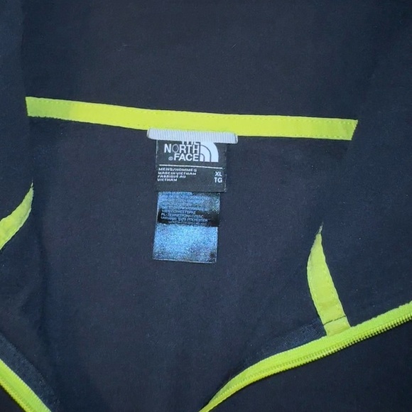 North Face Men’s Black 1/4 Zip Fleece Jacket Size XL Pullover Thumb Holes - Picture 3 of 8